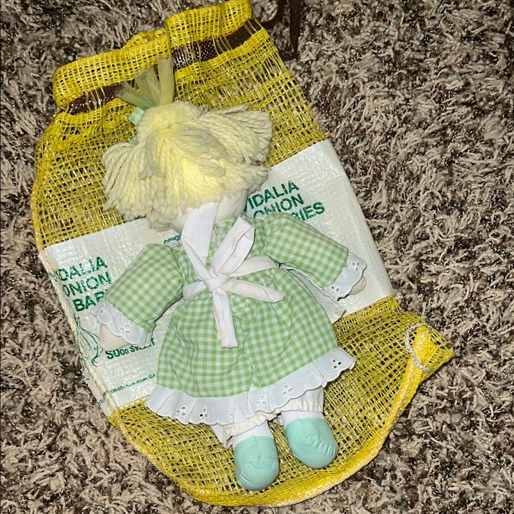 Vidalia Onion Baby - Picture 3 of 4